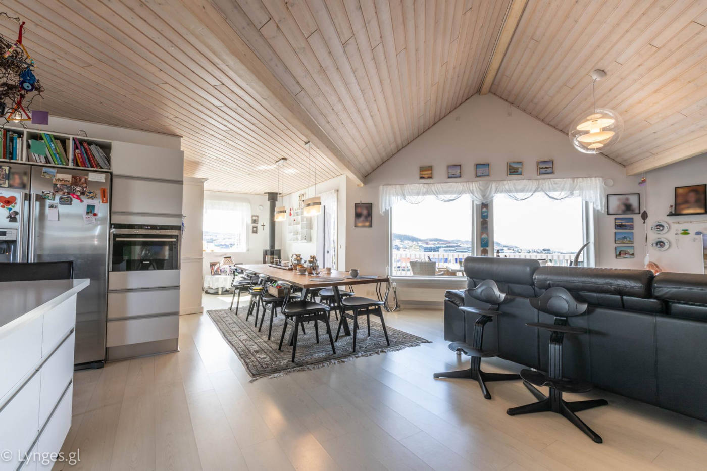Будинок, 2863 м², 710 364$ — FAKTOR
